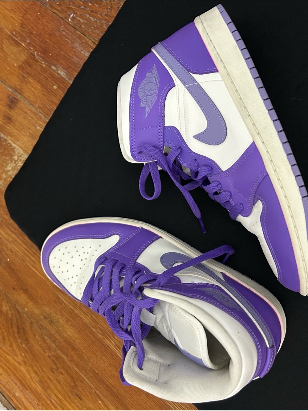 Women’s High-Top Athletic Sneakers in Purple and White